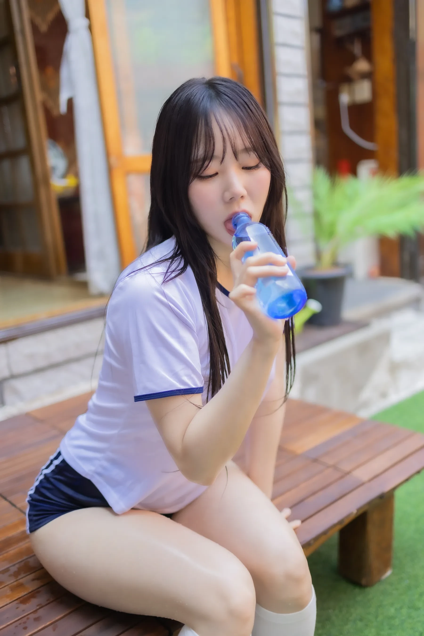 Myua (73)