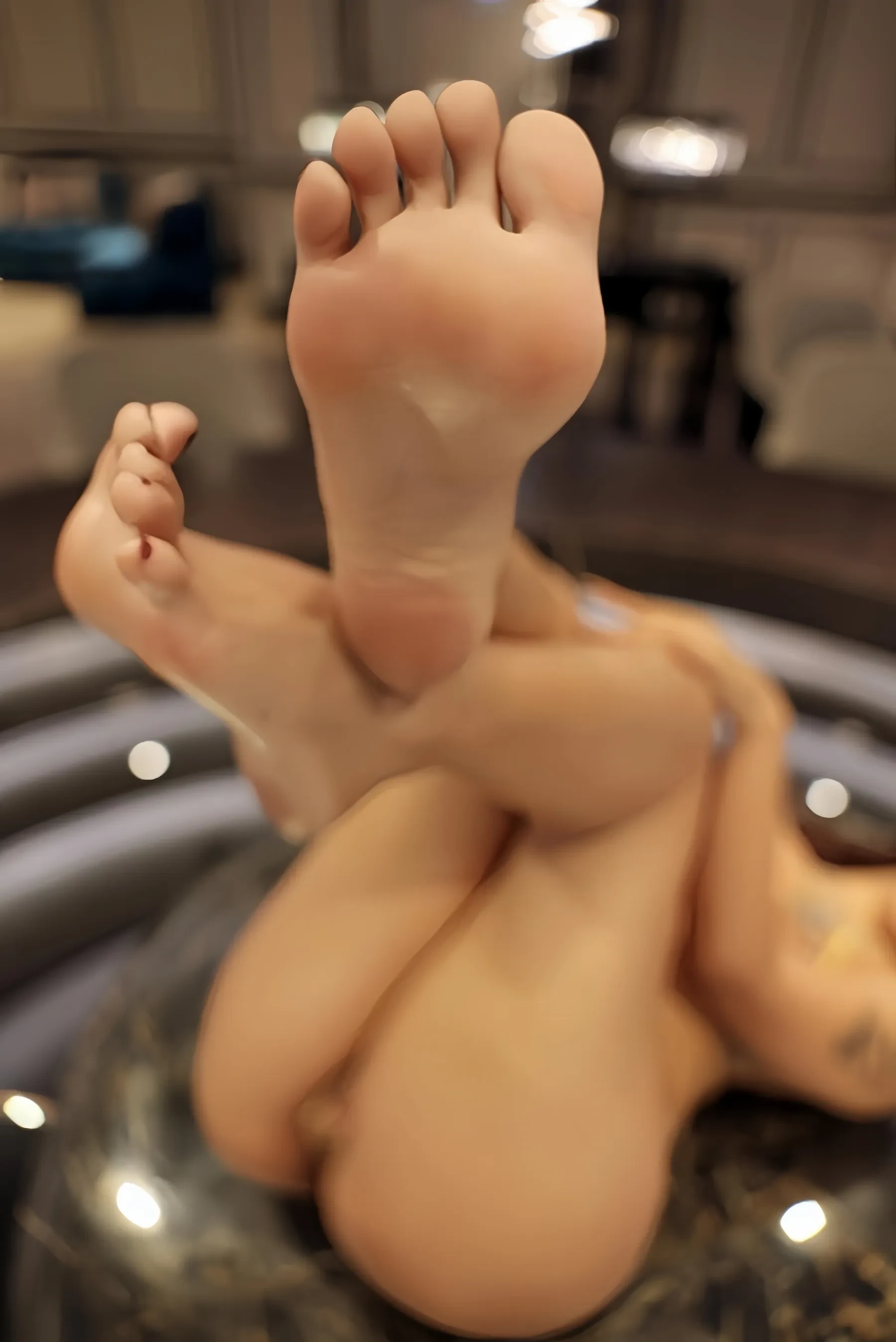 洁己u (47)